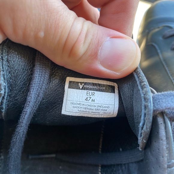 Men's Vivo Barefoot Geo Court Black Leather Sneakers VG Condition - Picture 8 of 9